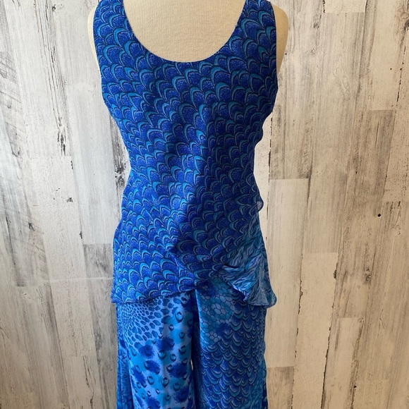 Blue Chiffon Print 2 Piece Set SKU 6002 - Picture 7 of 17